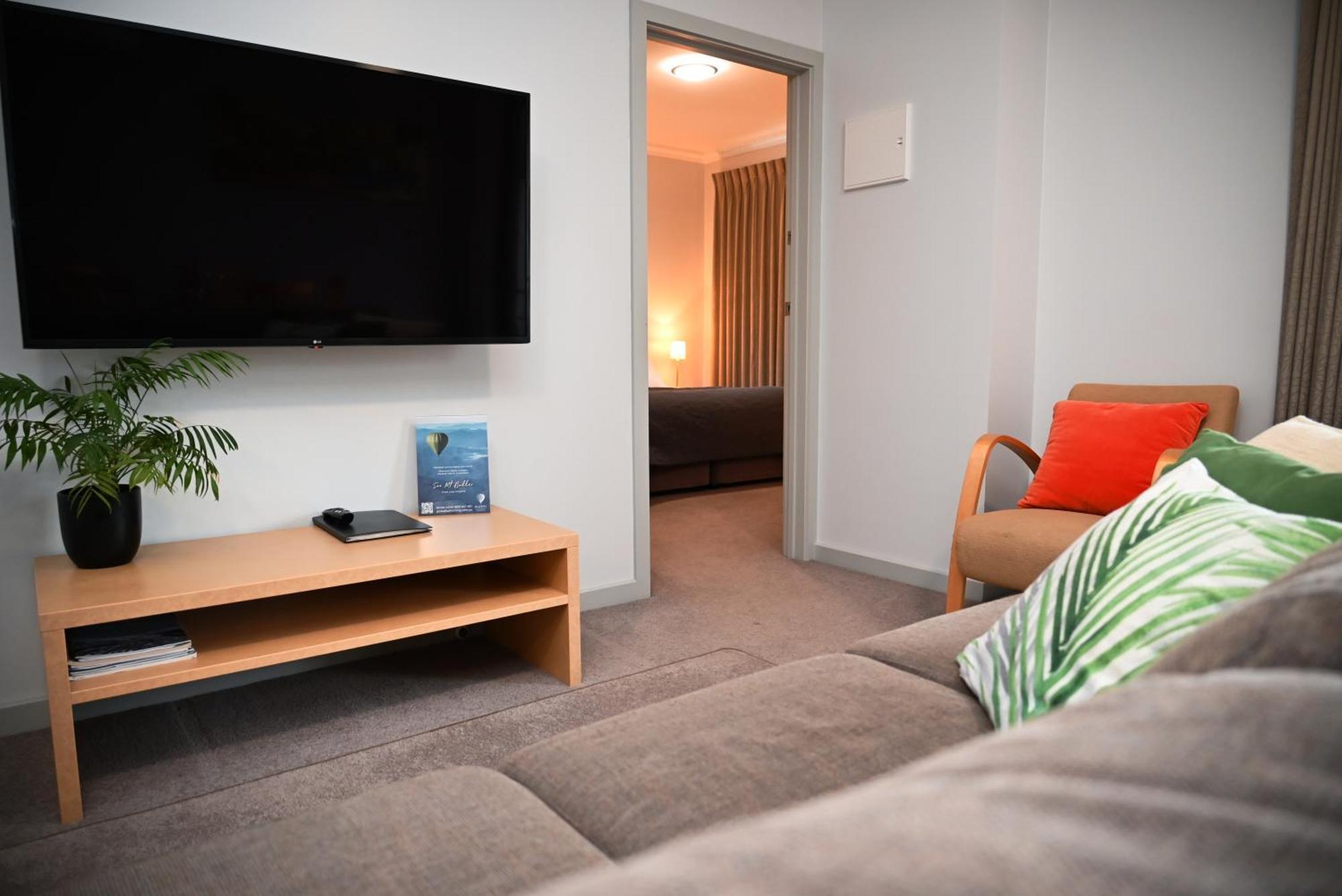 Mansfield Apartments ภายนอก รูปภาพ